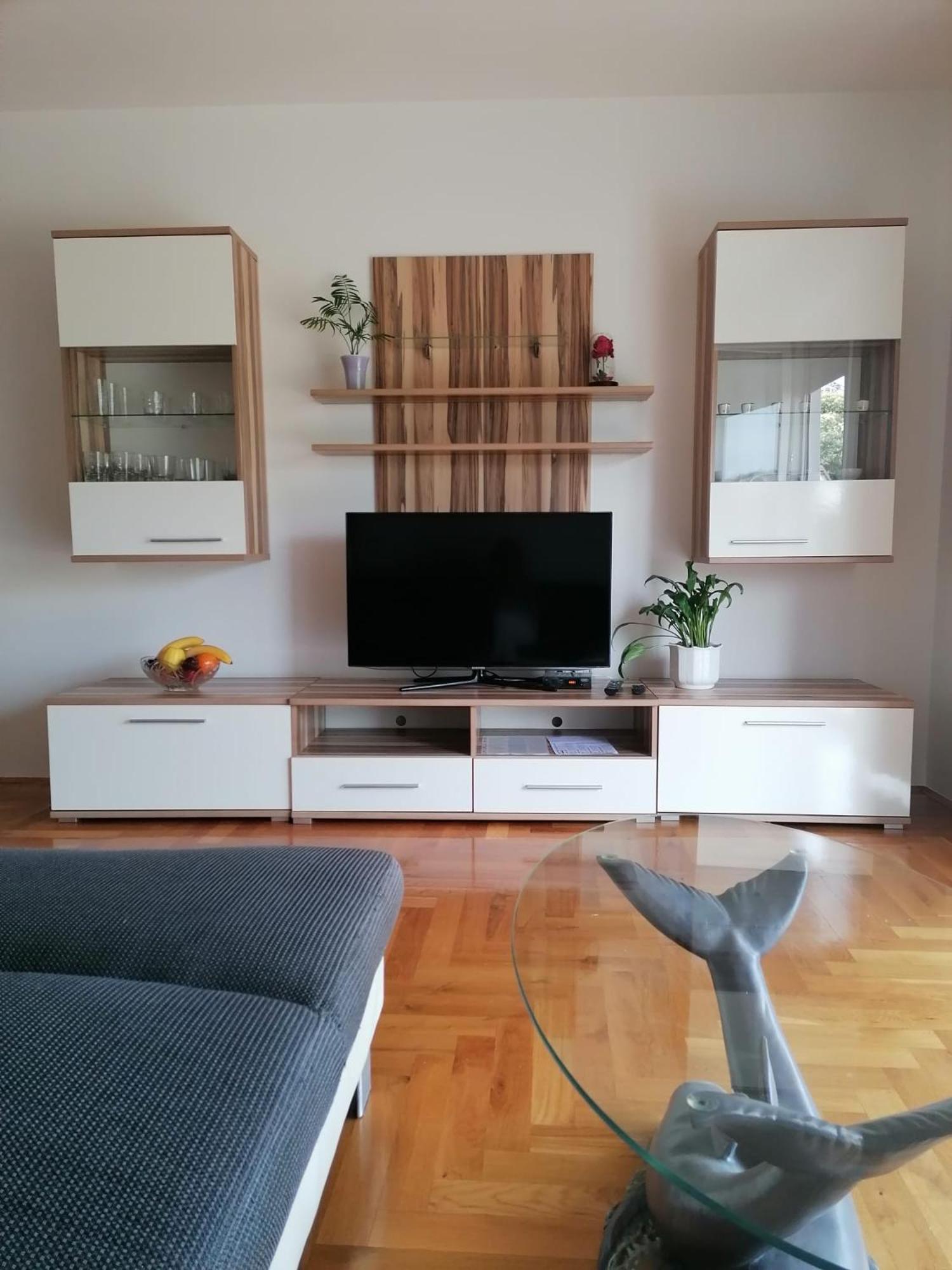 Apartment Cindy Lovran Eksteriør billede