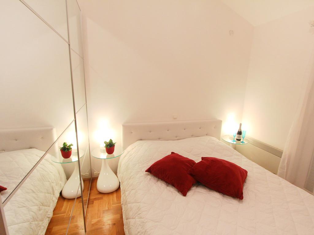 Apartment Cindy Lovran Eksteriør billede